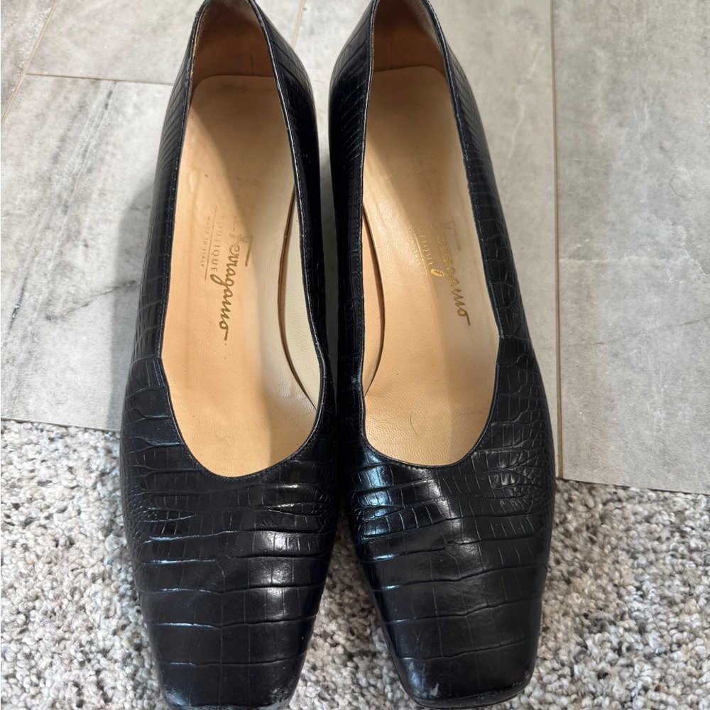 Salvatore Ferragamo Boutique vintage Croc-Embossed Women's Shoes size 9B